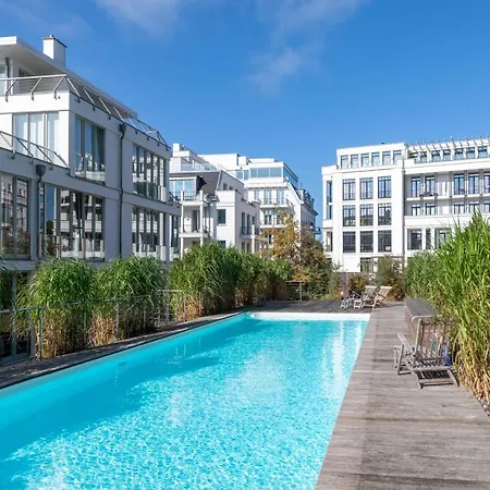 Theres Penthouse Seaside Appartement