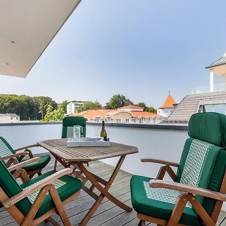 Theres Penthouse Seaside Апартаменти